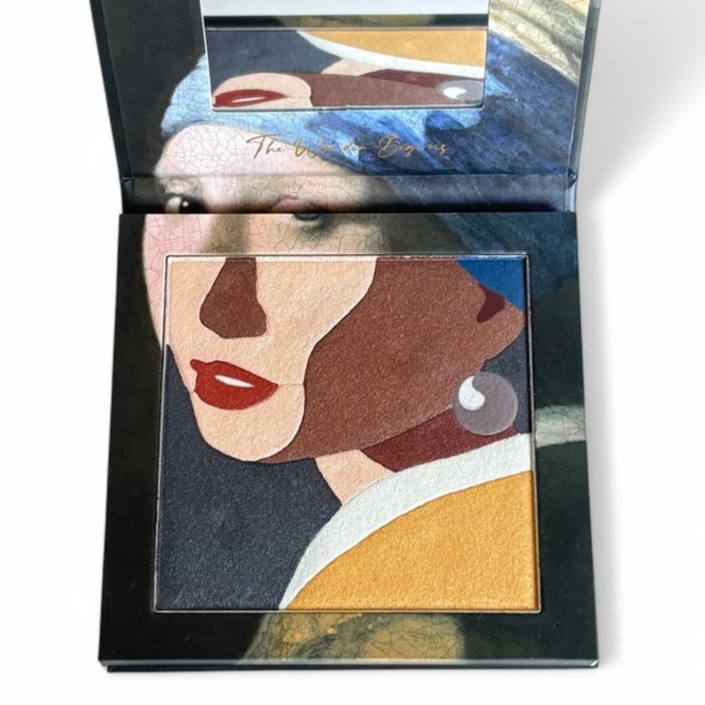 Baseblue The Artistic Eyeshadow Palette